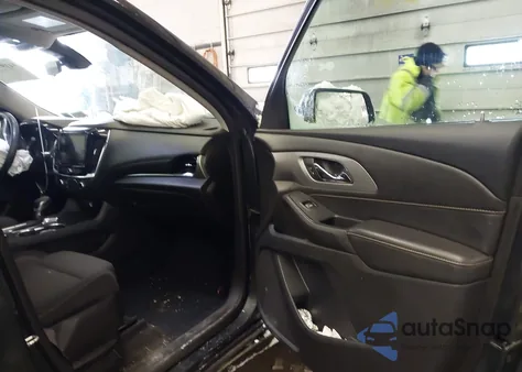 2021 Chevrolet Traverse Awd Lt Cloth z USA, uszkodzony, nr VIN 1GNEVGKW2MJ102585